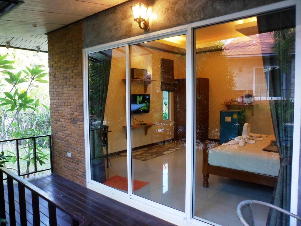 Pennapa Chalet Chalong Δωμάτιο φωτογραφία